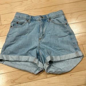 Topshop Mom Jean Short